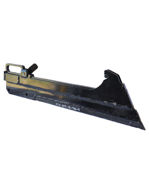Side 1 image of the V1F-007-18-750-4 bevel feed blade compatible to Vermeer